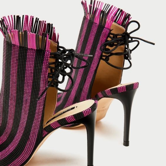 ZARA | Textured High Heels w/Lace Up - Picture 9 of 12